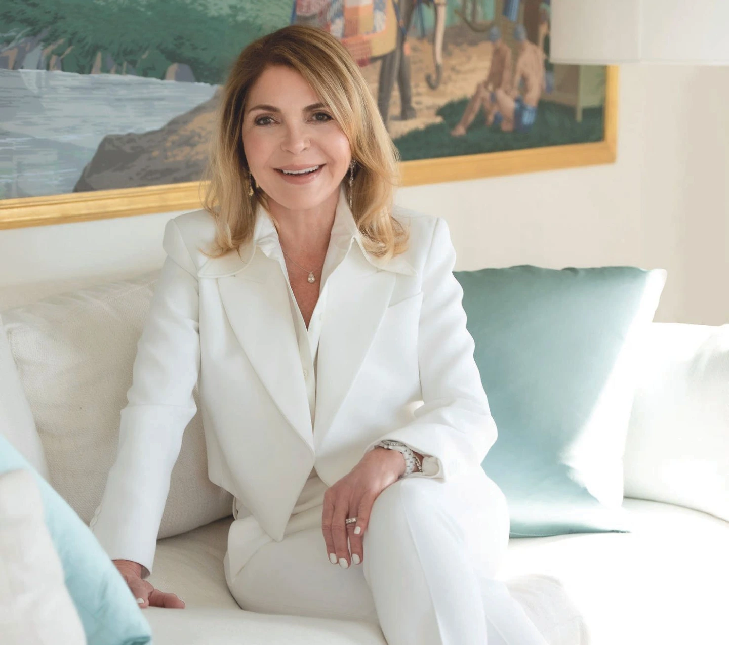 Dr. Suzanne Levine